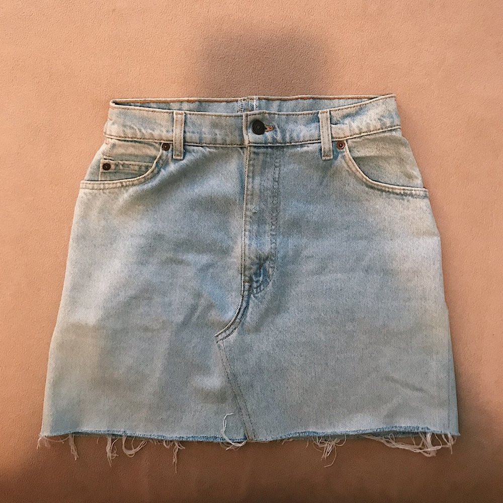 Levi's Skirt